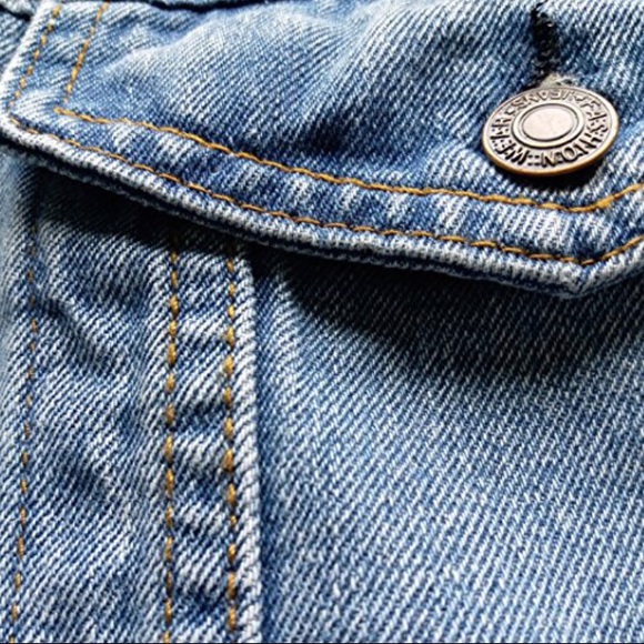 ✦🎉HP🎉NEW Boyfriend Long Sleeve Loose Jean Jacket - Picture 7 of 8